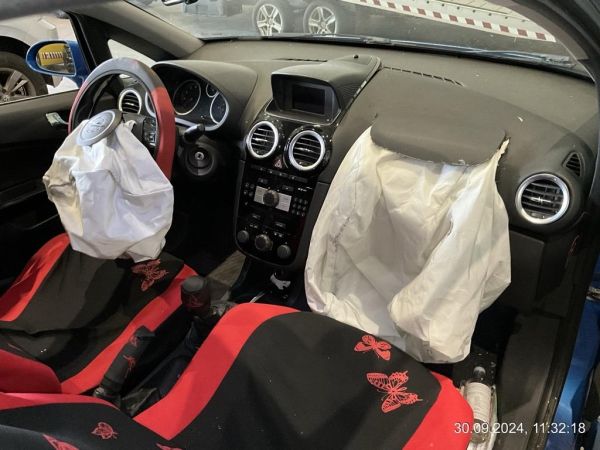 OPEL Corsa 1.6 Turbo OPC, 192 PS [AZ]