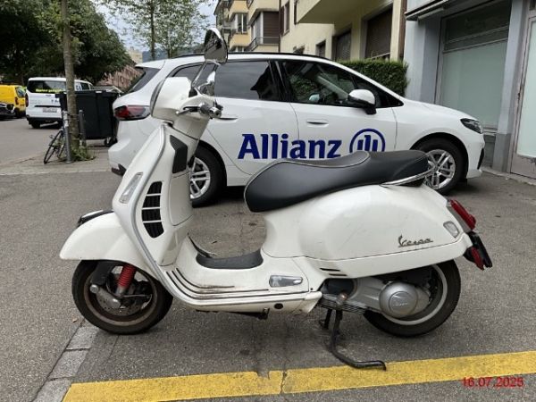 PIAGGIO Vespa GTS Super 300 i.e ABS, 21 PS [AZ]
