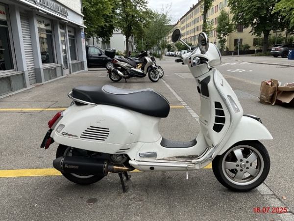 PIAGGIO Vespa GTS Super 300 i.e ABS, 21 PS [AZ]