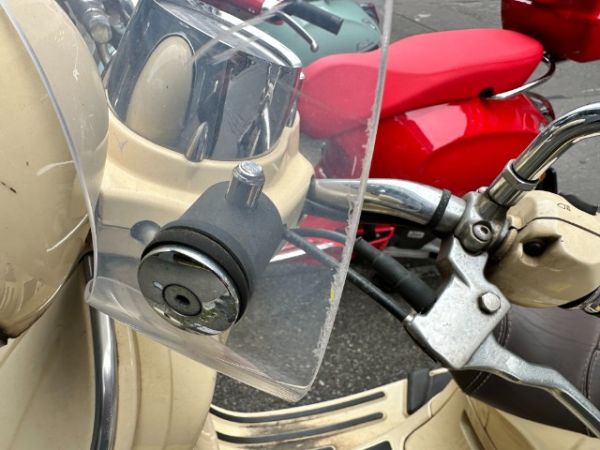 Piaggio Via della Moda Vespa 125 LXV [SC]