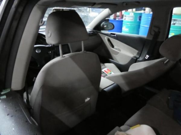 VW 2.0 TDI Sportline DSG Passat Variant [SC]