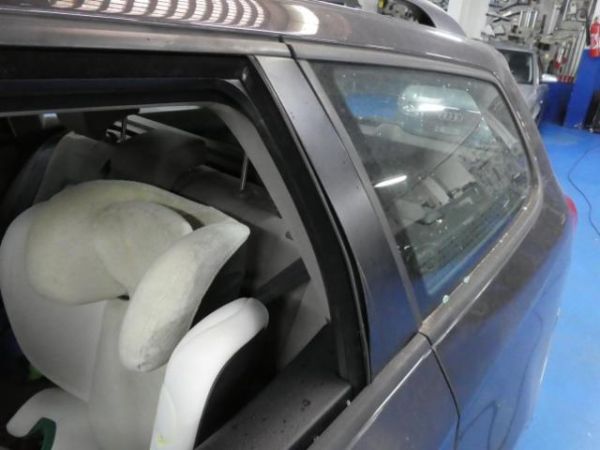 VW 2.0 TDI Sportline DSG Passat Variant [SC]