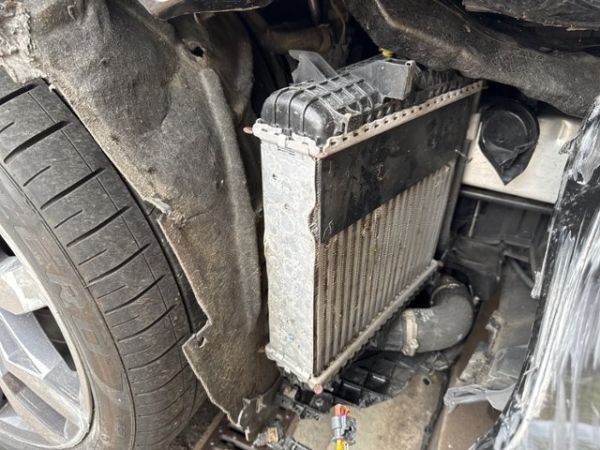 VW 3.0 V6 TSI RLine Touareg [SC]