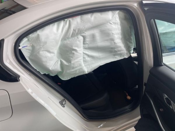 BMW 330e M Sport Baureihe 3 Lim. [SC]