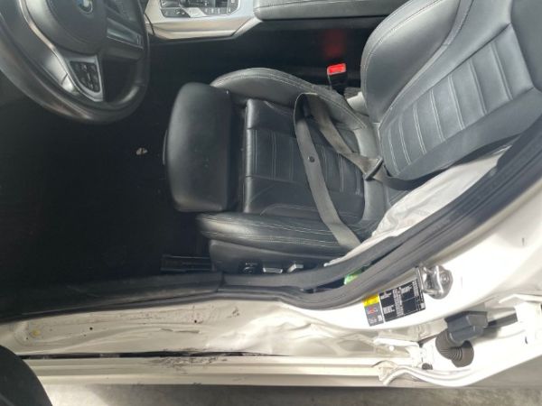 BMW 330e M Sport Baureihe 3 Lim. [SC]