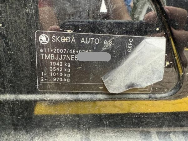 Skoda 2.0 TDI 150 Ambition DSG Octavia Combi [SC]