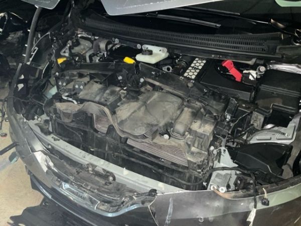 Renault 1.6 dCi Initiale Grand Scénic [SC]