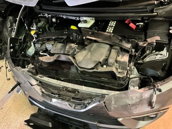 Renault 1.6 dCi Initiale Grand Scénic [SC]