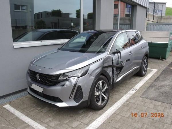 Peugeot 1.2 PT Allure Pack EAT8 3008 [SC]