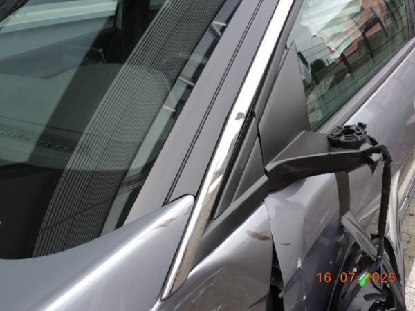 Peugeot 1.2 PT Allure Pack EAT8 3008 [SC]