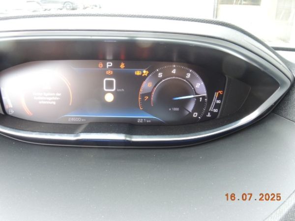 Peugeot 1.2 PT Allure Pack EAT8 3008 [SC]