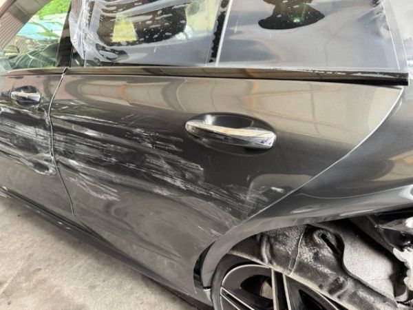 MercedesBenz C 220 d AMG Line 4matic CKlasse [SC]