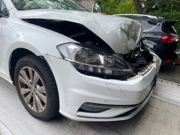 VW Comfortline  DSG Golf 1.4 TSI   [SC]