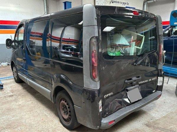 Opel 1.9 CDTI Tour Vivaro Kombi 2.7 t L1 H1 [SC]