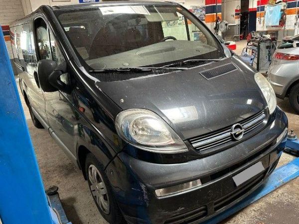 Opel 1.9 CDTI Tour Vivaro Kombi 2.7 t L1 H1 [SC]