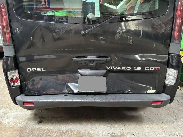 Opel 1.9 CDTI Tour Vivaro Kombi 2.7 t L1 H1 [SC]