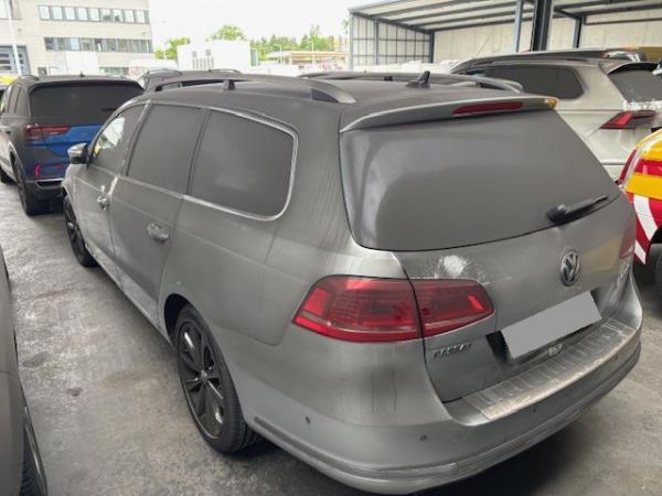 VW 2.0 TDI SCR BlueT Highl. DSG Passat Variant [SC]
