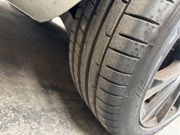 VW 2.0 TDI SCR BlueT Highl. DSG Passat Variant [SC]
