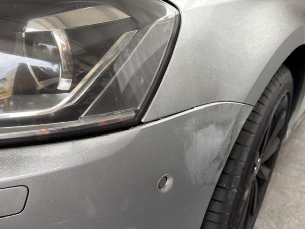 VW 2.0 TDI SCR BlueT Highl. DSG Passat Variant [SC]