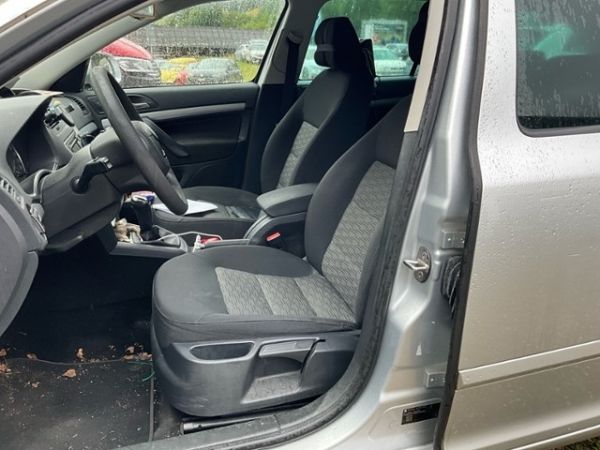 Skoda 1.6 TDI Ambition Octavia Combi [SC]