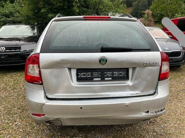 Skoda 1.6 TDI Ambition Octavia Combi [SC]