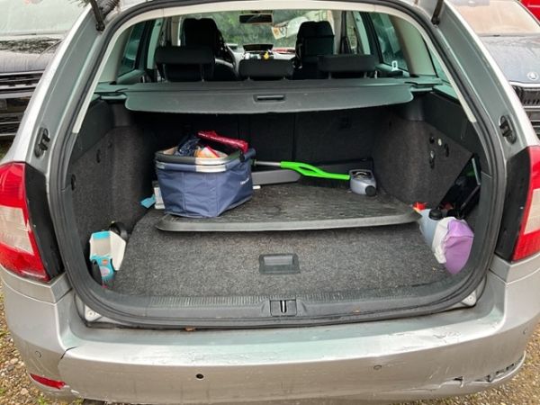 Skoda 1.6 TDI Ambition Octavia Combi [SC]