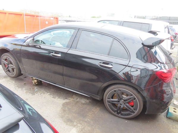 MercedesBenz A 35 AMG 4Matic 2.0, 306 PS [AZ]