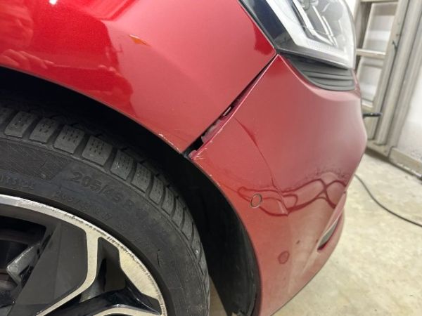 Renault 1.2 TCe 120 Swiss Edition S/S Clio [SC]