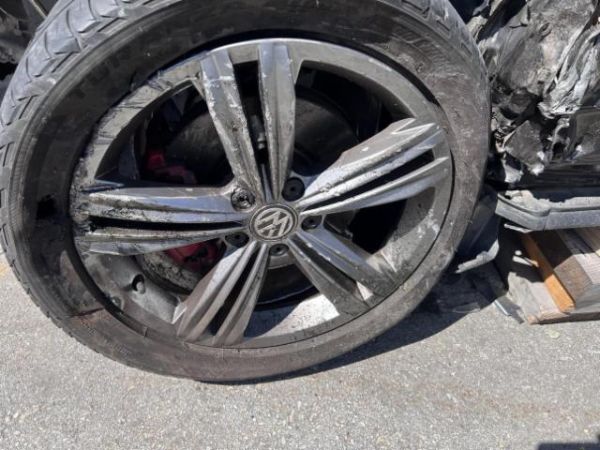 VW 1.5 TSI Sport DSG 4motion TRoc [SC]