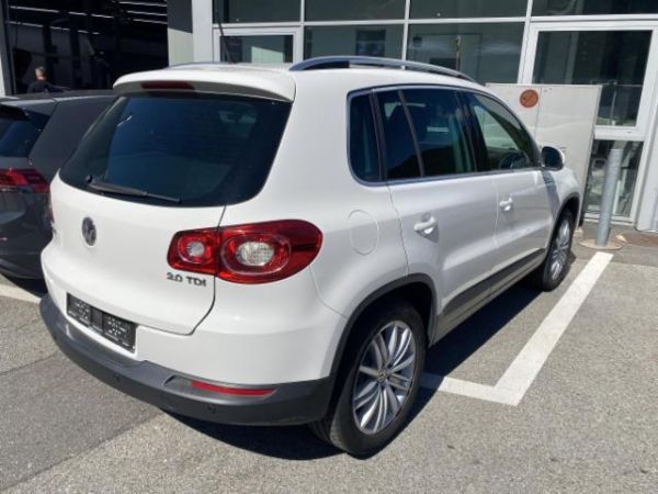 VW  Tiguan 2.0 TDI [SC]