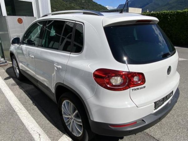 VW  Tiguan 2.0 TDI [SC]