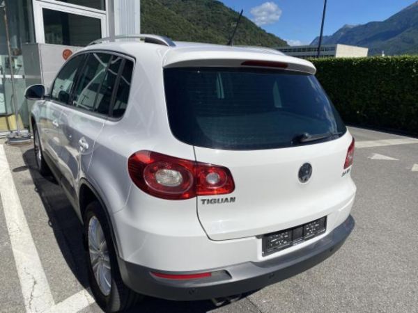 VW  Tiguan 2.0 TDI [SC]
