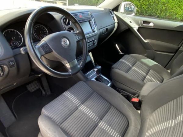 VW  Tiguan 2.0 TDI [SC]