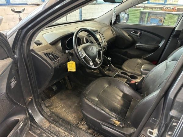Hyundai 2.0 CRDi 184 Premium 4WD ix35 [SC]
