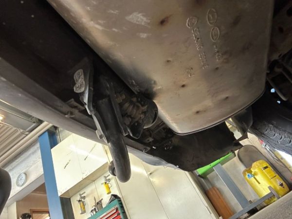 Hyundai 2.0 CRDi 184 Premium 4WD ix35 [SC]