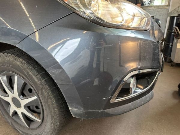 Hyundai 2.0 CRDi 184 Premium 4WD ix35 [SC]