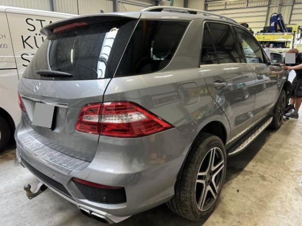 MercedesBenz ML 63 V8 AMG MKlasse W166 [SC]