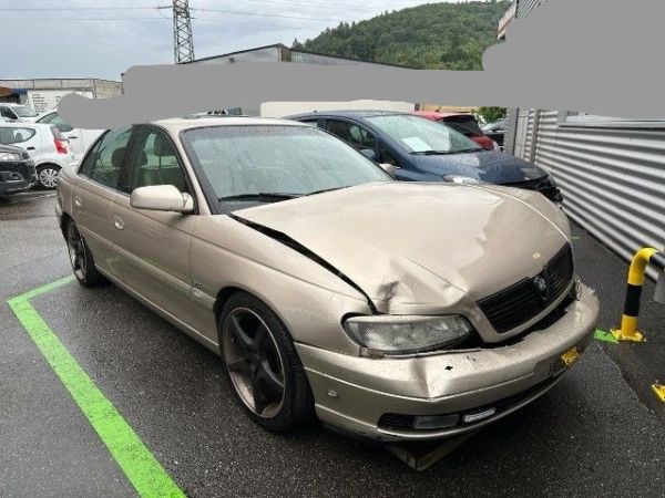 Opel 3.2i V6 24V Executive Omega [SC]