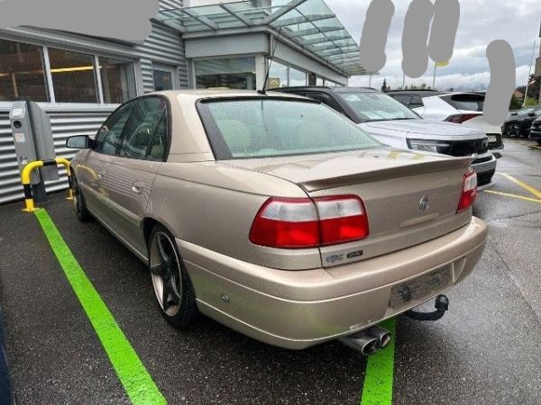 Opel 3.2i V6 24V Executive Omega [SC]