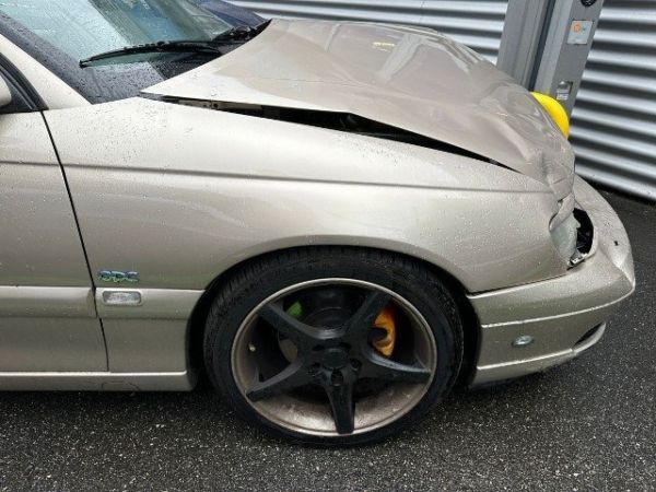 Opel 3.2i V6 24V Executive Omega [SC]