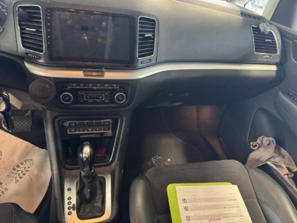 VW 2.0 TDI BlueMT Trendl. DSG Sharan [SC]