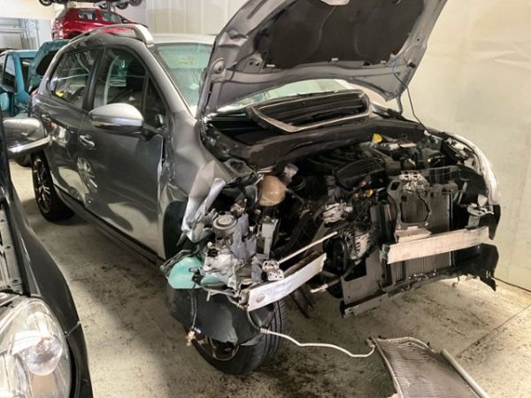 Peugeot 1.2 PureTech Active EGS S/S 2008 [SC]