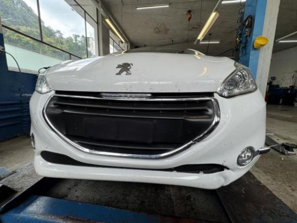 Peugeot 1.6 VTi Allure 208 [SC]