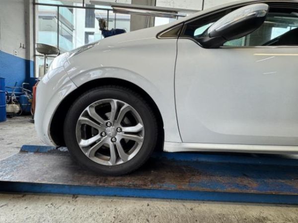 Peugeot 1.6 VTi Allure 208 [SC]