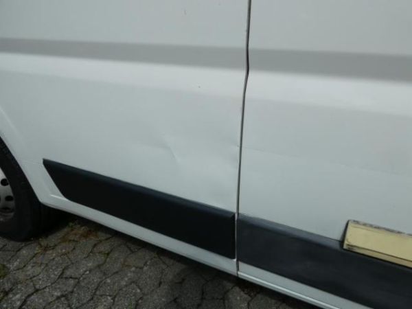 Peugeot 2.2 HDI 150 Active Boxer fourg. 335 L3H2 [SC]