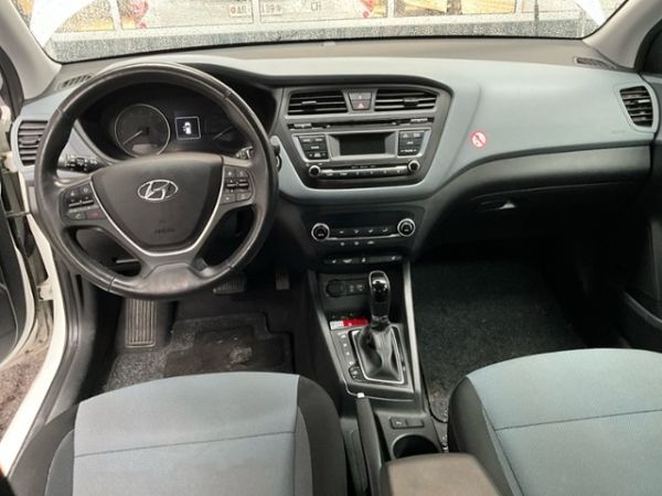 Hyundai 1.4 Amplia i20 [SC]
