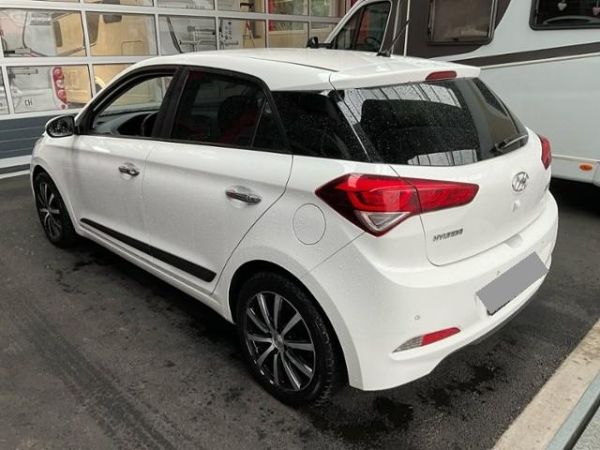 Hyundai 1.4 Amplia i20 [SC]