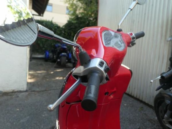 Piaggio 70th Anniversary ABS Vespa 125 Primavera 3V [SC]