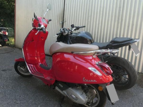 Piaggio 70th Anniversary ABS Vespa 125 Primavera 3V [SC]