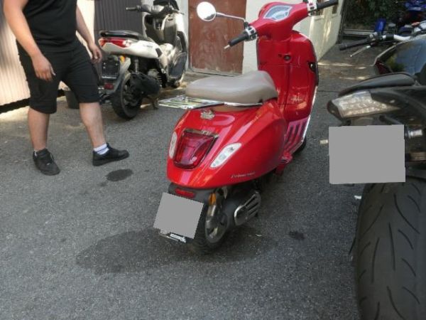 Piaggio 70th Anniversary ABS Vespa 125 Primavera 3V [SC]